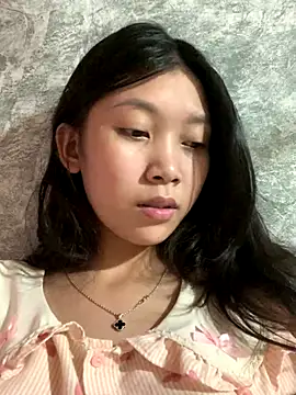 linh-lan1 online show from October 12, 2025, 7:18 am