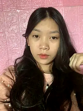 linh-lan1 online show from October 14, 2025, 10:38 am