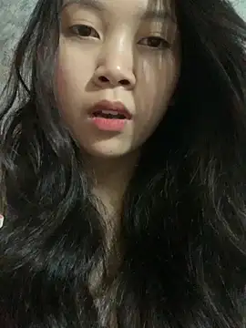 linh-lan1 online show from October 19, 2025, 12:28 pm