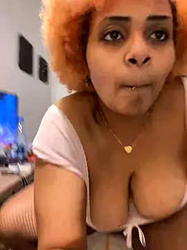 MaRiaSpYce online show from October 27, 2025, 1:42 am