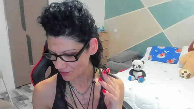 SweetSin40 online show from April 13, 2026, 7:41 pm