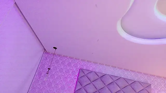 CARO ADAMS1 online show from December 3, 2025, 11:08 am