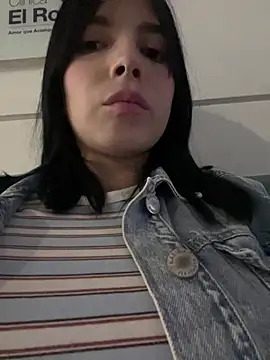 l0lita sweet online show from July 25, 2026, 4:54 am