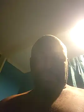 Snapshot of diquemon chatting on November 1, 2025, 7:32 am diquemon online show from November 1, 2025, 7:32 am