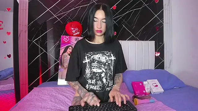 Candy leilaa3 online show from February 17, 2026, 5:59 am