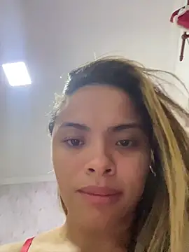 safadinhaquenteW online show from February 7, 2026, 4:27 am