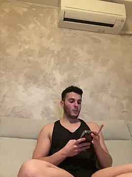 Camaraman05 online show from February 21, 2026, 6:47 am