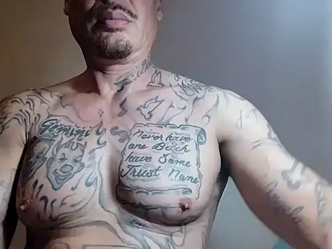 swipeswanger online show from December 22, 2025, 4:42 am