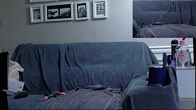 koreanboy2341 online show from January 7, 2026, 1:46 pm