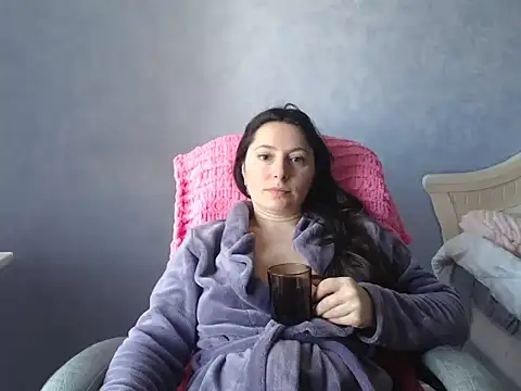 LuckyLisa23 online show from April 15, 2026, 10:22 am