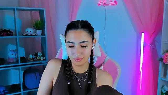 RebeckaThornton online show from November 14, 2025, 10:03 am