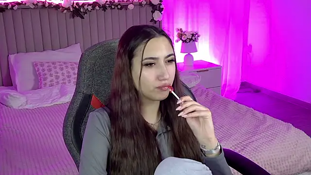 Snapshot of RebeckaThornton chatting on January 16, 2026, 9:52 pm RebeckaThornton online show from January 16, 2026, 9:52 pm