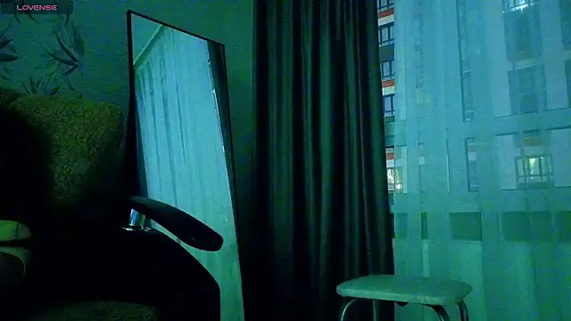 MissPompadure online show from December 22, 2025, 2:14 pm