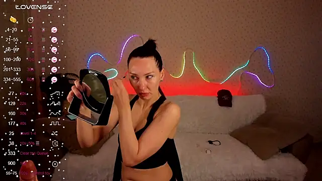 Lilith Sora online show from March 13, 2026, 3:24 am