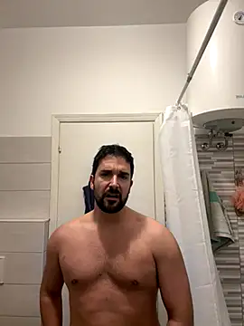 Snapshot of ReDiBastoni90 chatting on November 1, 2025, 5:37 pm ReDiBastoni90 online show from November 1, 2025, 5:37 pm