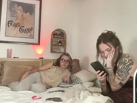 lill daddysgirl online show from November 13, 2025, 6:01 am