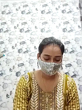 Hot Baby250 online show from April 16, 2026, 2:18 pm