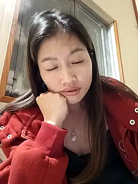 -Paige- online show from October 16, 2025, 5:47 pm