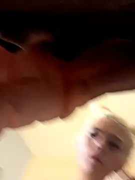 Snapshot of itspinkkk chatting on October 27, 2025, 8:02 pm itspinkkk online show from October 27, 2025, 8:02 pm