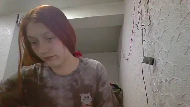 luna tt online show from March 16, 2026, 4:44 pm