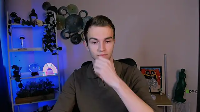 astren villo online show from April 9, 2026, 5:40 am