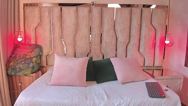 Black barbie25 online show from October 16, 2025, 7:59 pm