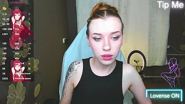 Snapshot of MeganNewCat chatting on May 9, 2026, 7:41 pm MeganNewCat online show from May 9, 2026, 7:41 pm