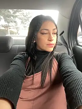 Snapshot of Cara-Hadley chatting on October 14, 2025, 12:28 pm Cara-Hadley online show from October 14, 2025, 12:28 pm