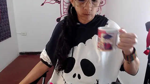 Lucyy Naugthy online show from March 27, 2026, 2:06 pm