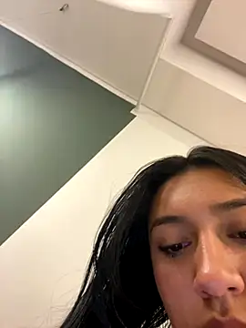 Nahomy cute1 online show from November 15, 2025, 3:48 am