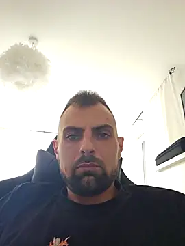 PopularArgument46 online show from April 14, 2026, 2:34 pm