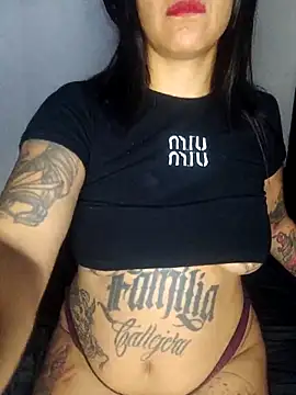 Snapshot of impia-69 chatting on February 14, 2026, 10:28 pm impia-69 online show from February 14, 2026, 10:28 pm