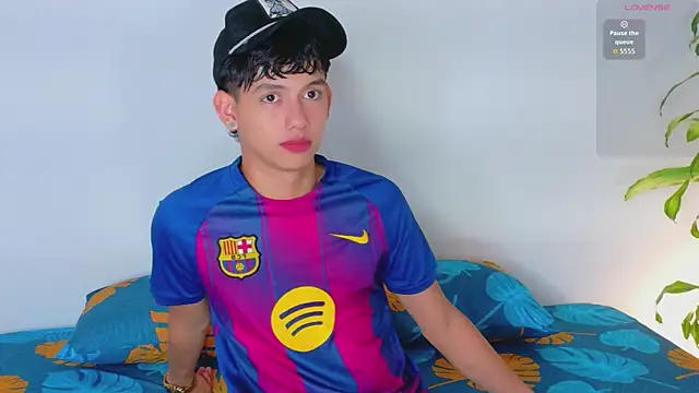 Axel Cody  online show from June 19, 2026, 1:21 am