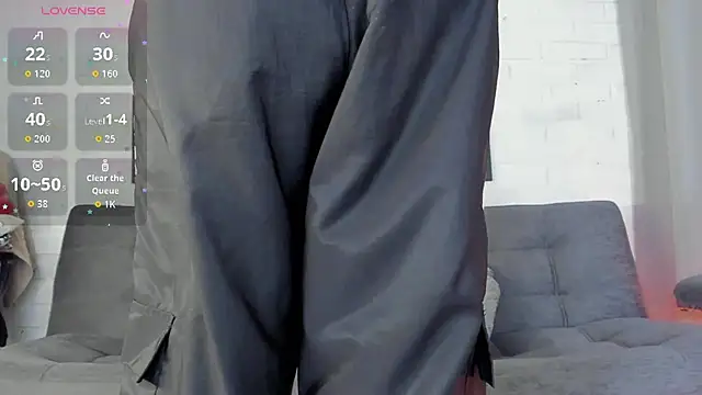 MATEO HUNTER online show from November 30, 2025, 2:15 am