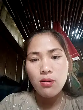 Lyssa-a online show from November 8, 2025, 4:01 am