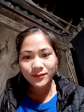 Lyssa-a online show from November 26, 2025, 10:00 pm