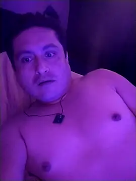 Snapshot of checheludo23 chatting on November 4, 2025, 10:36 am checheludo23 online show from November 4, 2025, 10:36 am