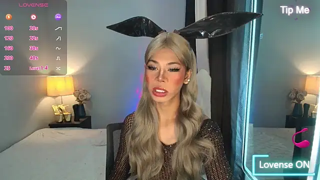 Snapshot of NicoleAshleyxxx chatting on October 22, 2025, 11:10 am NicoleAshleyxxx online show from October 22, 2025, 11:10 am