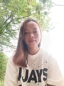 Nguyet2k4 online show from April 20, 2026, 10:55 pm