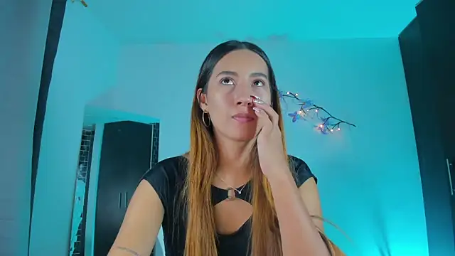 kittyrush  online show from March 12, 2026, 5:46 am