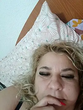 BelleInna online show from October 27, 2025, 9:08 pm