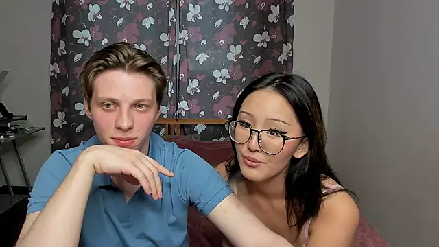 Blossomandbee online show from October 14, 2025, 1:12 pm