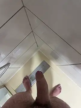 jesuislabb01 online show from November 11, 2025, 6:52 pm