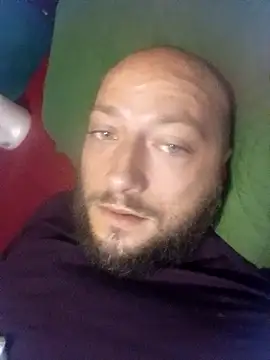 Snapshot of bobstrongdong chatting on October 19, 2025, 5:24 pm bobstrongdong online show from October 19, 2025, 5:24 pm