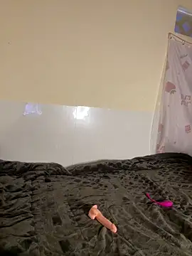 Aimee milk online show from April 30, 2026, 10:21 am