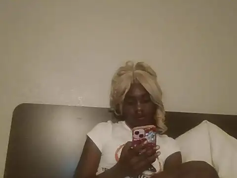 Snapshot of missblasian chatting on October 26, 2025, 10:15 pm missblasian online show from October 26, 2025, 10:15 pm