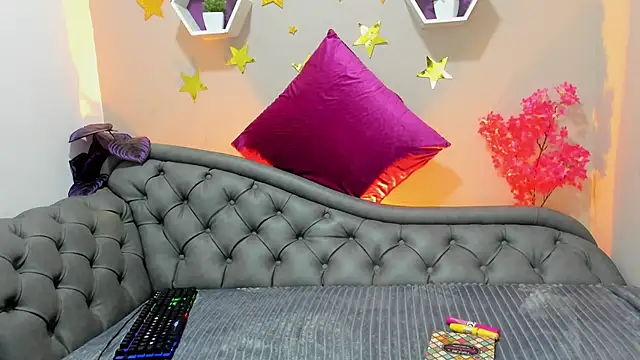 Laskhmi  online show from November 18, 2025, 3:38 pm