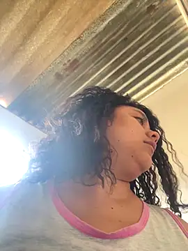 Techi0525 online show from November 11, 2025, 3:56 pm