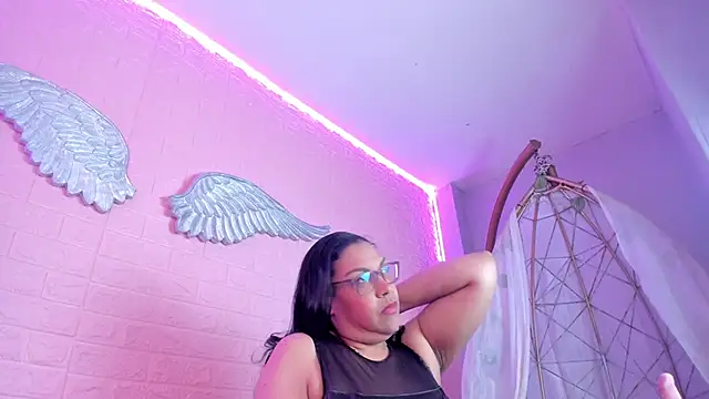 Zamariah online show from November 22, 2025, 3:05 am