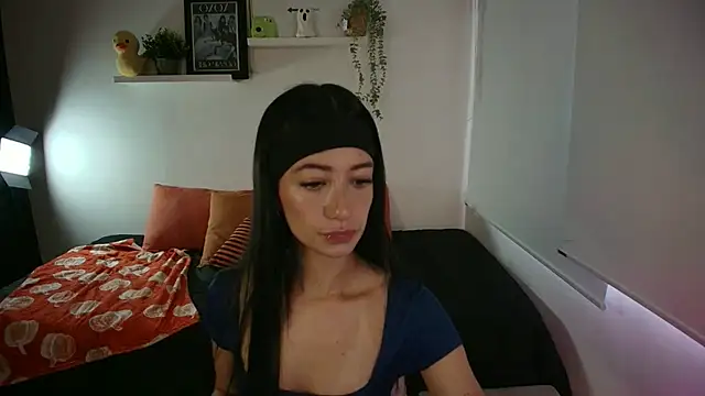  TiniWild online show from November 13, 2025, 12:15 pm